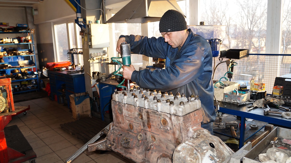 Сборка бензинового двигателя Сборка бензинового двигателя