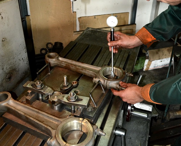 Реставрация верхней и нижней головки шатуна Реставрация верхней и нижней головки шатуна