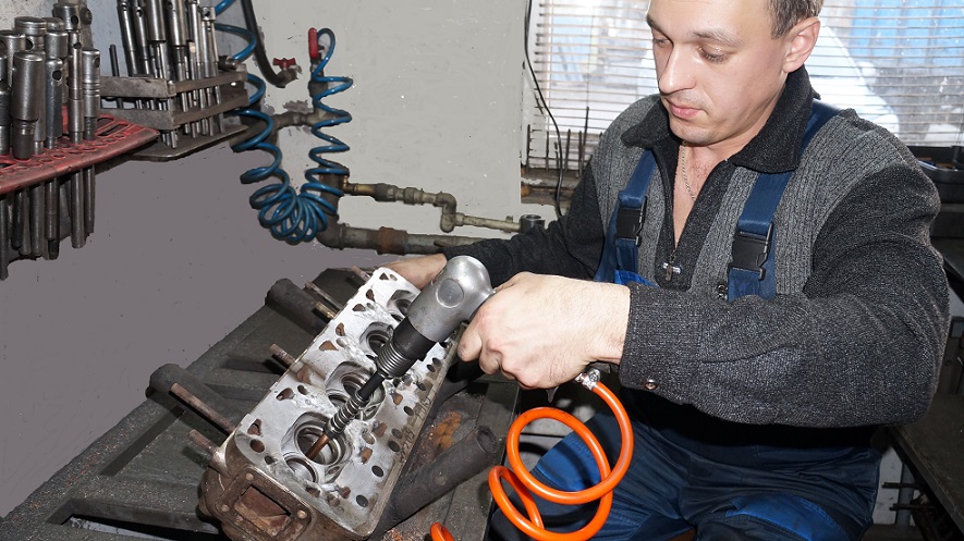 Замена вкладыша направляющей втулки (K-LINE) Замена вкладыша направляющей втулки (K-LINE)