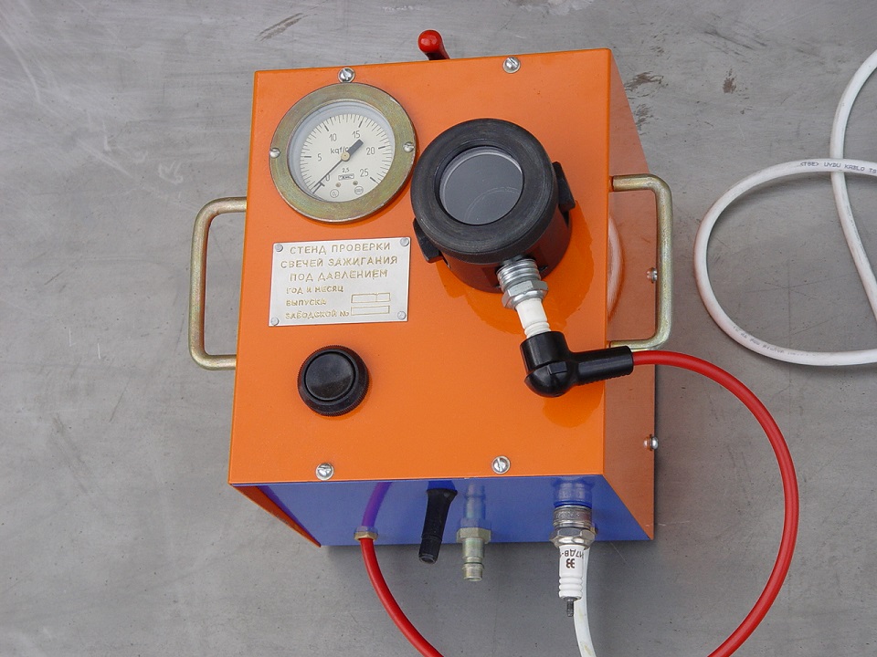Стенд проверки свечей зажигания под давлением