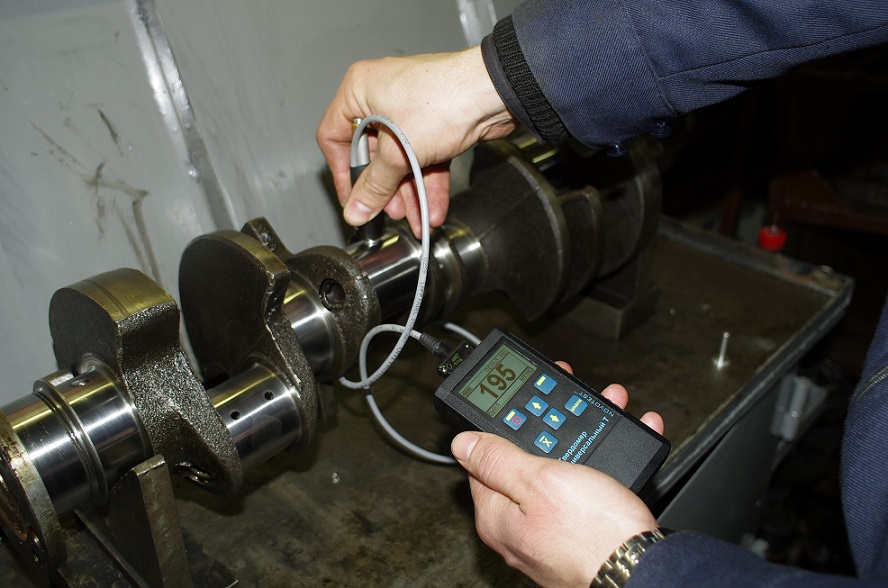Замер твердости шеек коленвала Замер твердости шеек коленвала